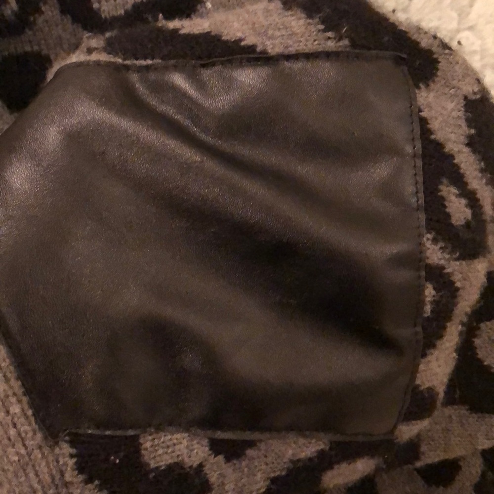 Leopard print sweater - Picture 5 of 7